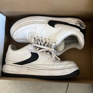 AF1 JESTERS NIKE SIZE 9